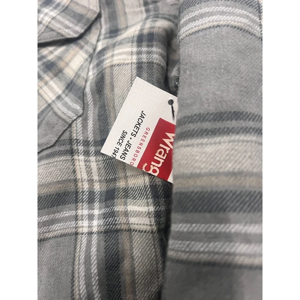 Wrangler Flannel Jacket Men Medium Gray Plaid Sherpa Lined Rugged Lumberjack NWT